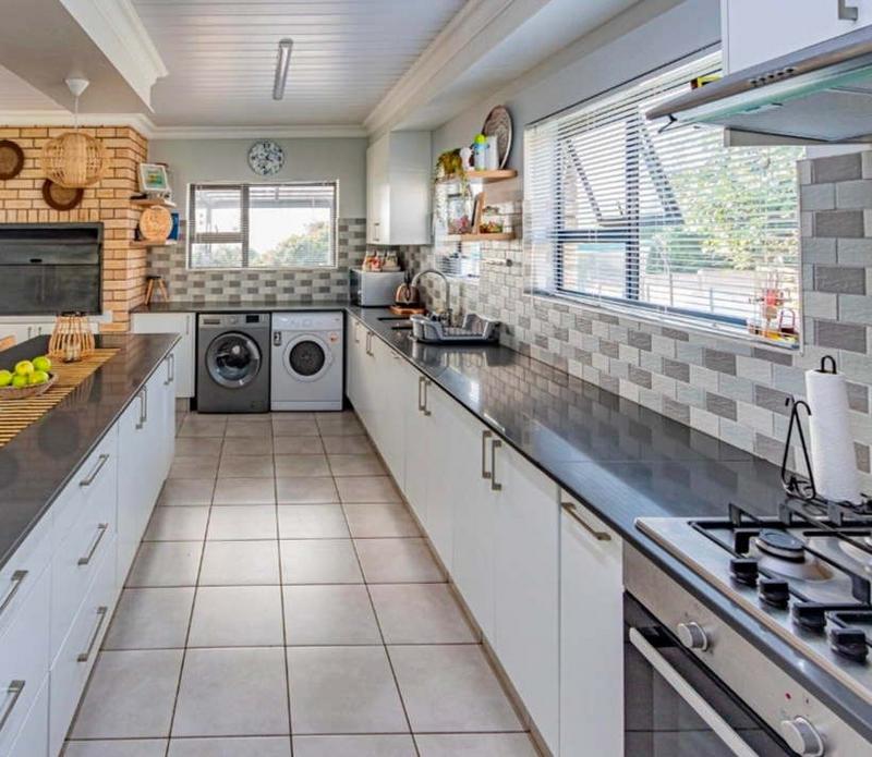 2 Bedroom Property for Sale in Klein Brak Western Cape